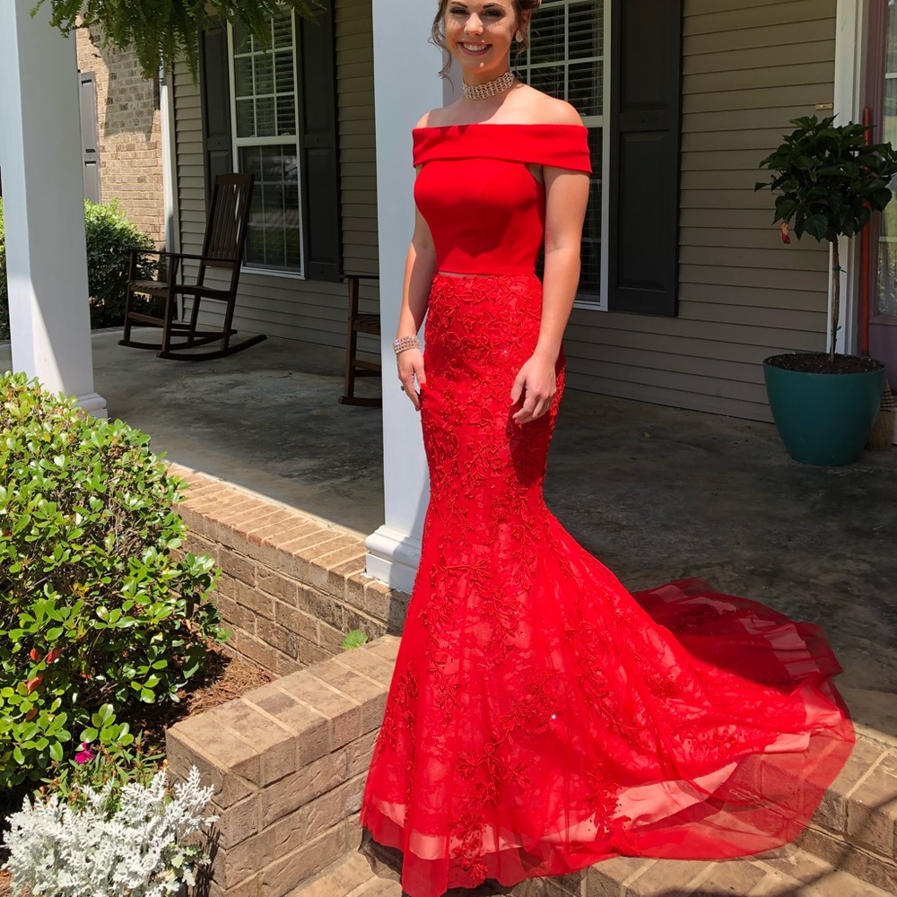 Sherri Hill Prom Dress size 00
